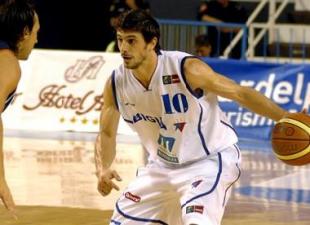 San Mart�n confirm� el fichaje de Garc�a Morales