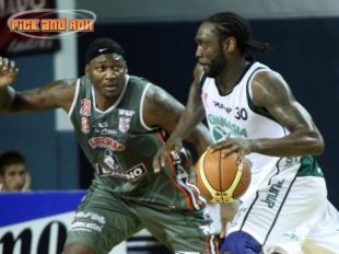 Devin Davis, con m�s de un pie y medio adentro