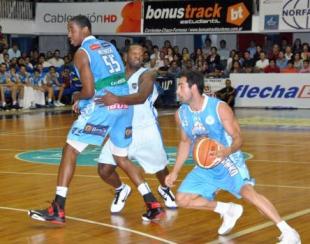 Quinteros: �Contamos con el mejor sexto hombre�