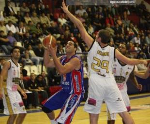 Quimsa dej� sin invicto a Libertad