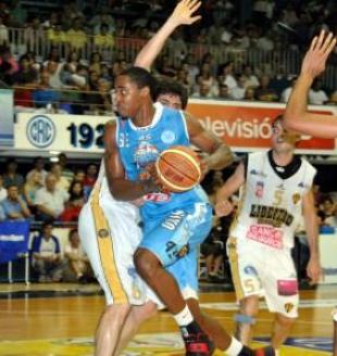 El mi�rcoles, Regatas vuelve a las pr�cticas con cambios en programaci�n