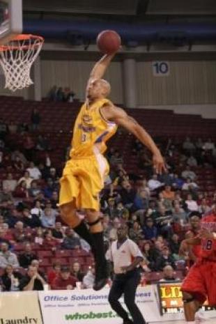 Obras contrat� a Jason O�bryan Forte