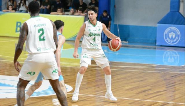 Atenas gan� en Misiones, pero no le alcanz�