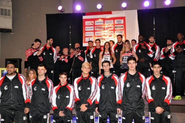 Quilmes se present ante su gente