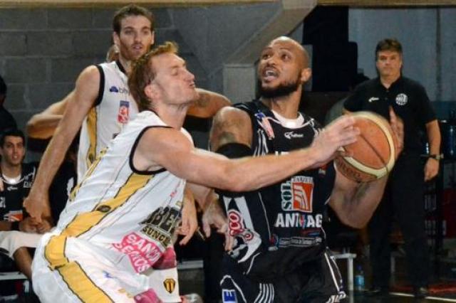 Ol�mpico y un triunfazo ante Libertad