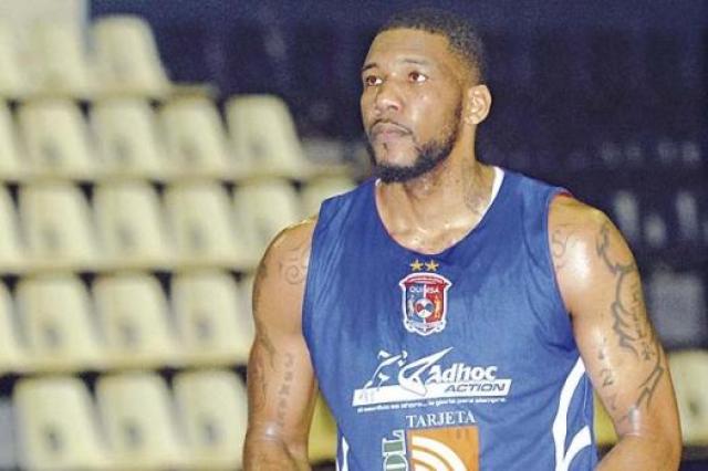 Baxter con dolor en su tobillo jugar�a ma�ana