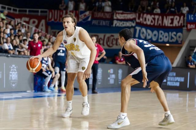 Se qued� sin m�sica