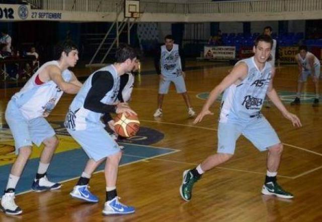 Regatas se prueba con San Mart�n