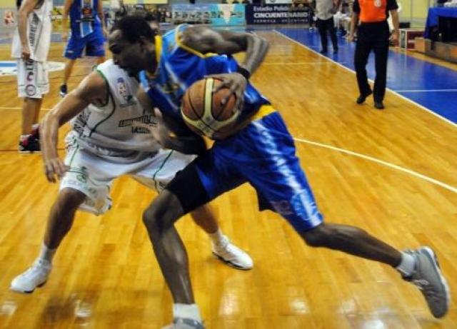 Una noche encontr� solidez