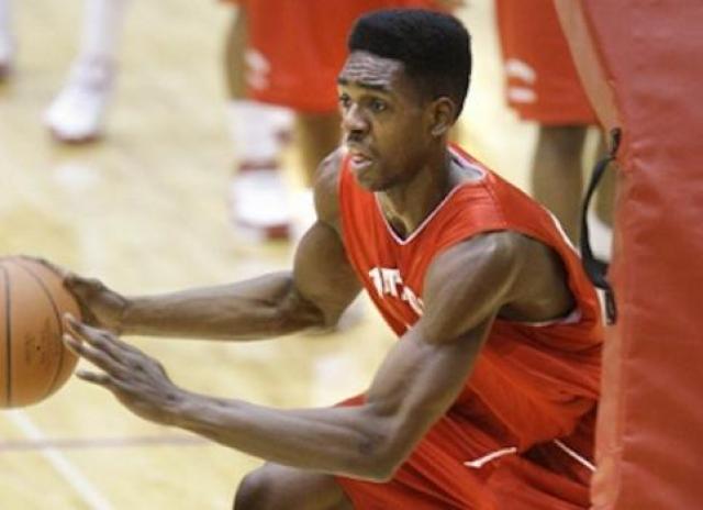 Sionista cambia de for�neo