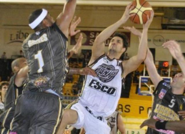 Lan�s pis� fuerte en Sunchales